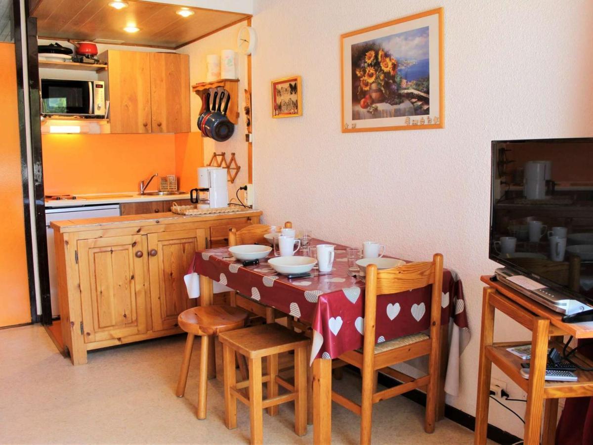 Studio Cosy A Vars Avec Balcon, Proche Pistes Et Commerces, Parking Inclus - Fr-1-330B-38 Екстериор снимка